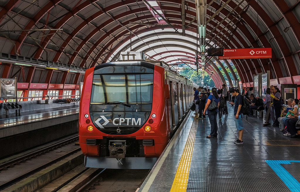 Empregabilidade nas Estações da CPTM: Vagas de Estágio e Aprendizagem