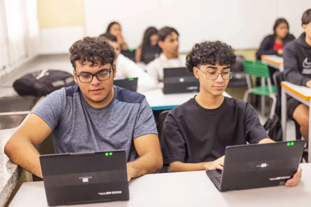 Estágios Gratuitos: Inscrições em Estações Engenheiro Goulart e Luz Crédito: Ação é voltada para jovens de 14 a 24 anos. Foto: Governo de São Paulo/Divulgação