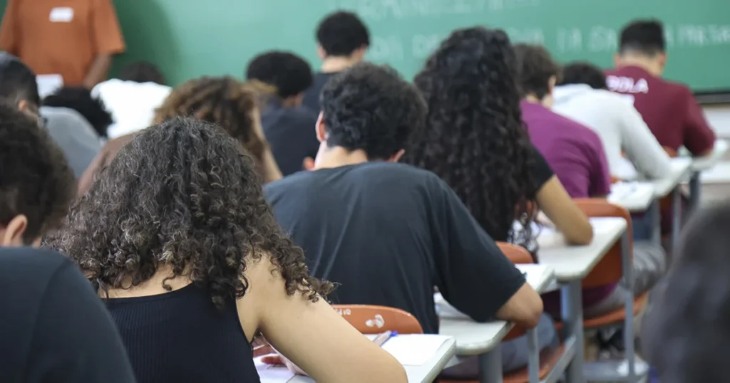 Provão Paulista Seriado: 15,8 mil Vagas para Ensino Superior Público Crédito: Nesta edição, são oferecidas 15.819 vagas para o ensino público superior. Foto: Divulgação/Governo de SP