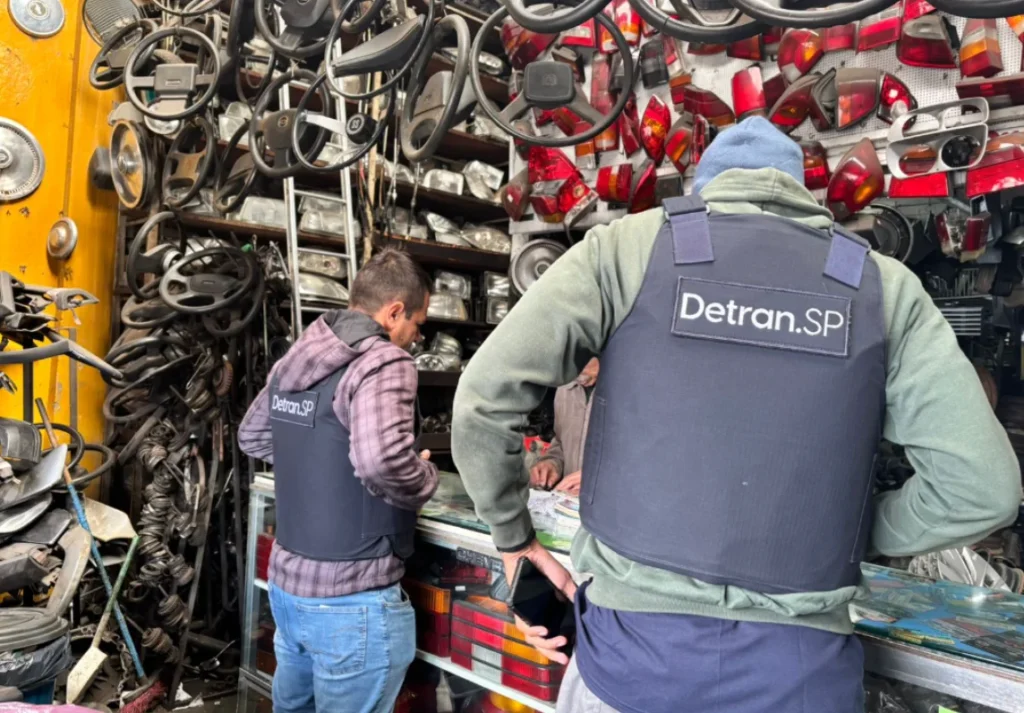Como Comprar com Segurança em Desmontes de Veículos Crédito: Fiscalização do Detran-SP em desmontes de veículos. Foto: Governo de SP