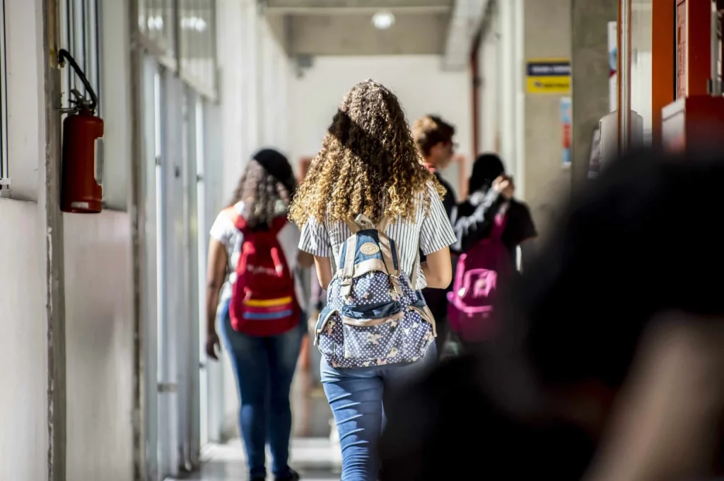 Olimpíada Interpreta SP: 800 mil Alunos Participam da Competição de Língua Portuguesa Crédito: A aplicação da prova ocorre no formato on-line e tem duração de até 1h20. Foto: Divulgação/Governo de SP