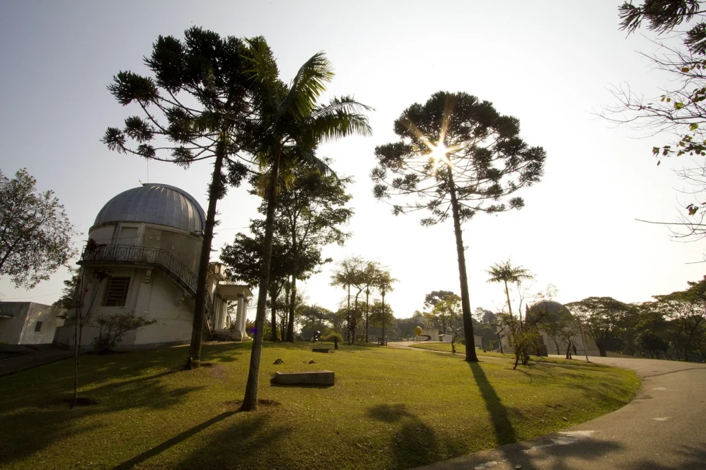 Atividades Noturnas no Parque CienTec: Astronomia e Ecologia em Foco Crédito: As vagas são limitadas e as inscrições devem ser realizadas antecipadamente pela plataforma Sympla - Foto: Divulgação/Acervo da USP