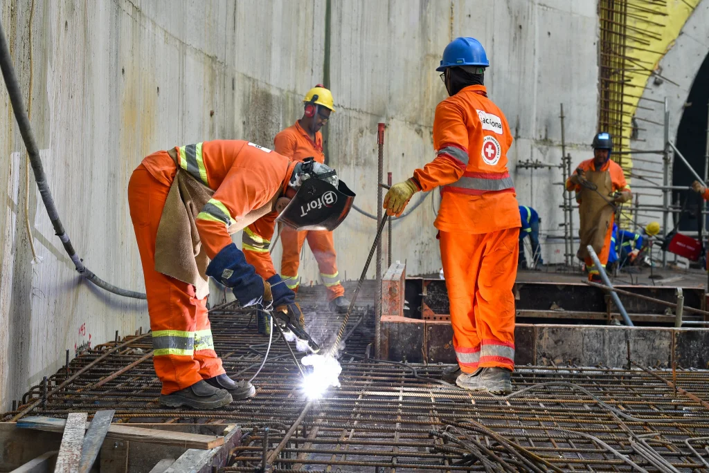 São Paulo atinge 25 milhões de empregos em 2025: Setor de Serviços em destaque Crédito: Estado é a unidade da Federação com maior número de ocupados do país. Foto: Governo de SP