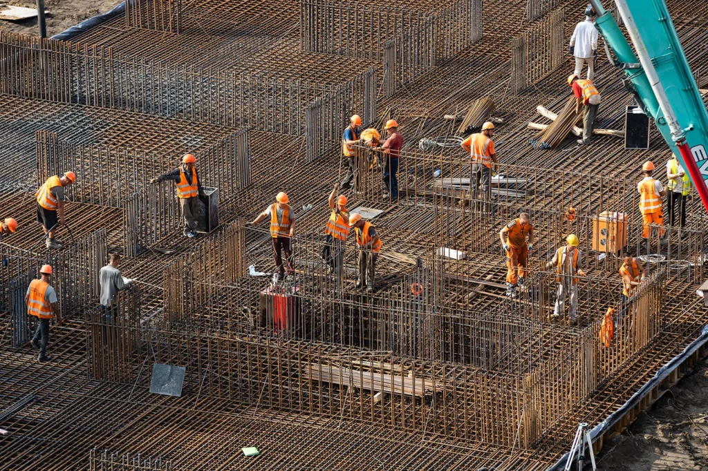 SP registra mais de 173 mil vagas na construção civil em 2026 Crédito: Os interessados podem se candidatar às vagas presencialmente em uma das mais de 200 unidades do PAT. Foto: Divulgação/Governo de São Paulo